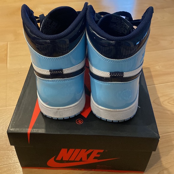 Women’s Air Jordan 1 High OG Blue Chill - Picture 5 of 7